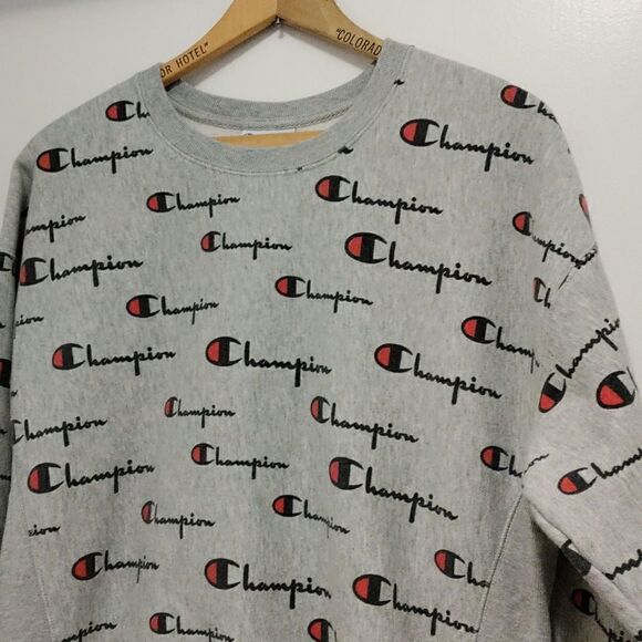 Champion Crewneck Sweatshirt - Picture 2 of 9